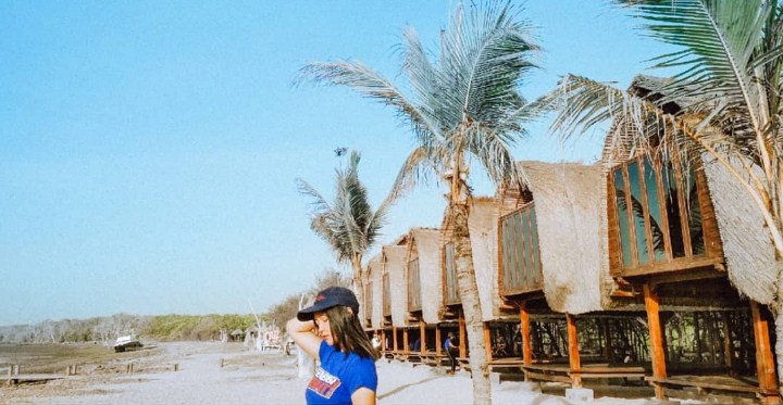 Hal Menarik yang Ditawarkan Wisata Pantai Mertasari Hal Menarik yang Ditawarkan Wisata Pantai Mertasari